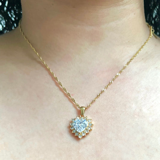Victoria Necklace - White  | 18k Gold Plating